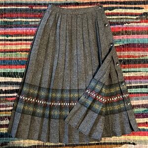 Pleated Wool Blend A-Line Below The Knee Skirt